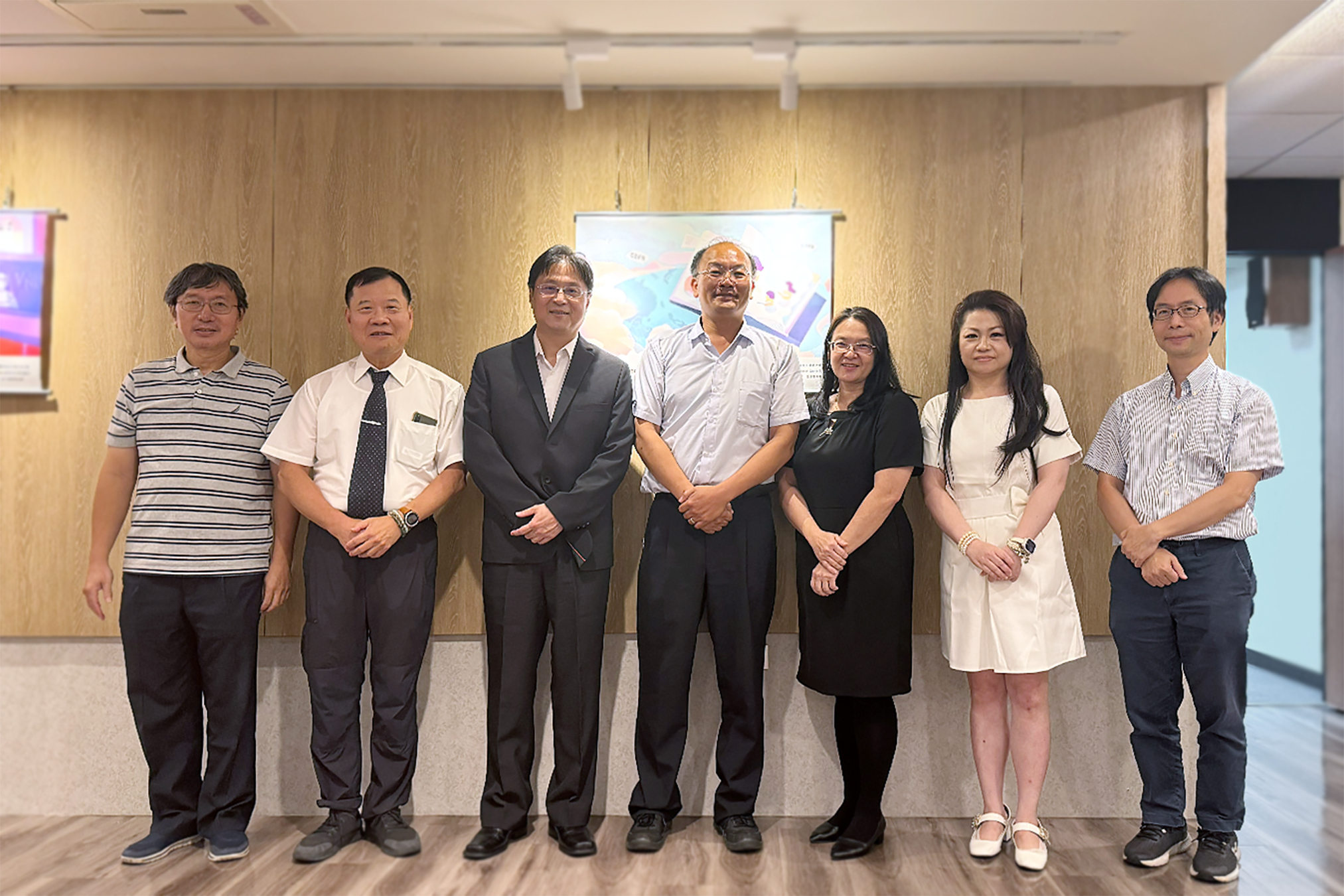 2025季風亞洲英語教育國際研討會—CEFR與國家英語教育與會貴賓合影（語文教育及編譯研究中心提供）